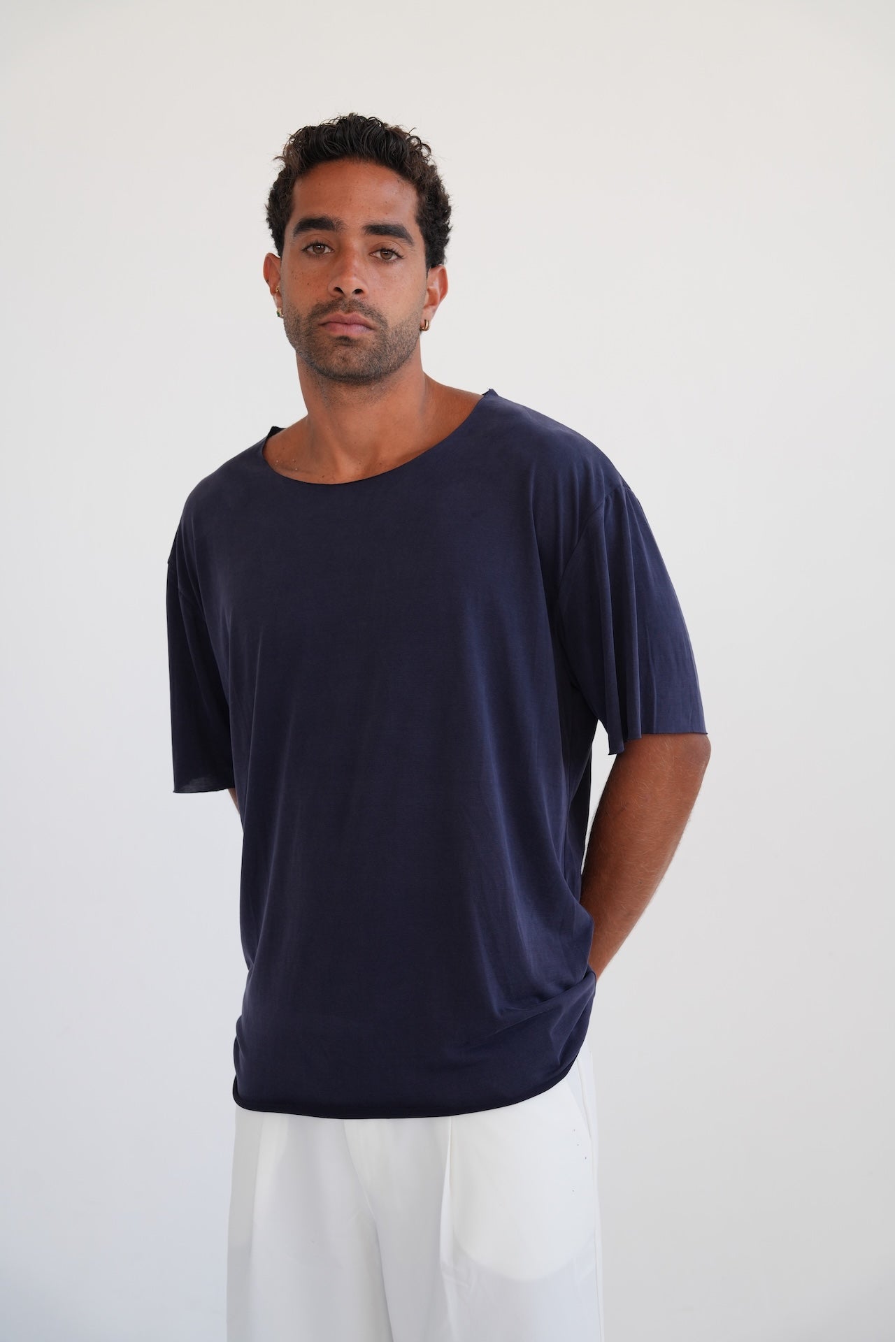 BASE TEE - NAVY BLUE