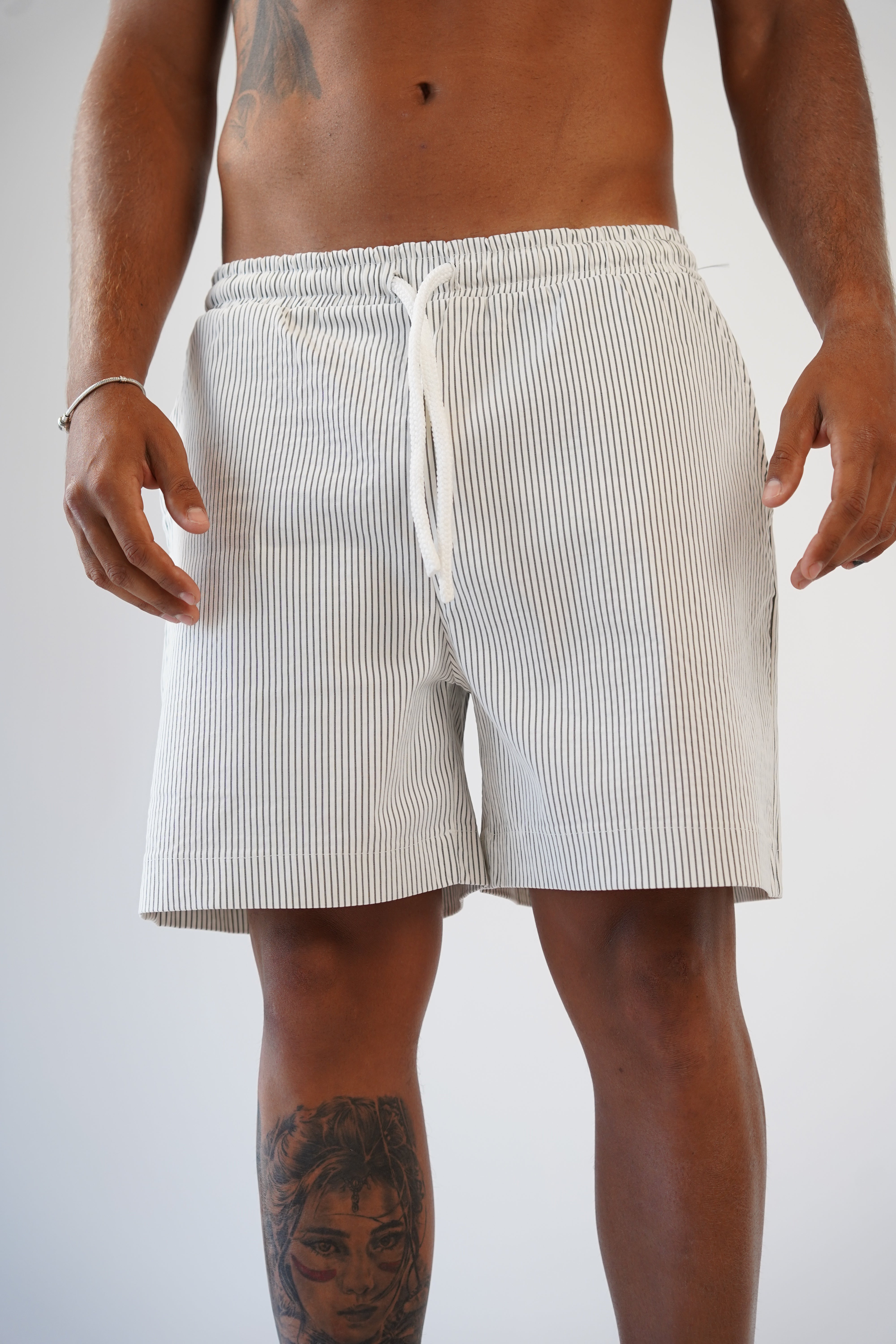 STRIPED SHORTS - BLACK & WHITE