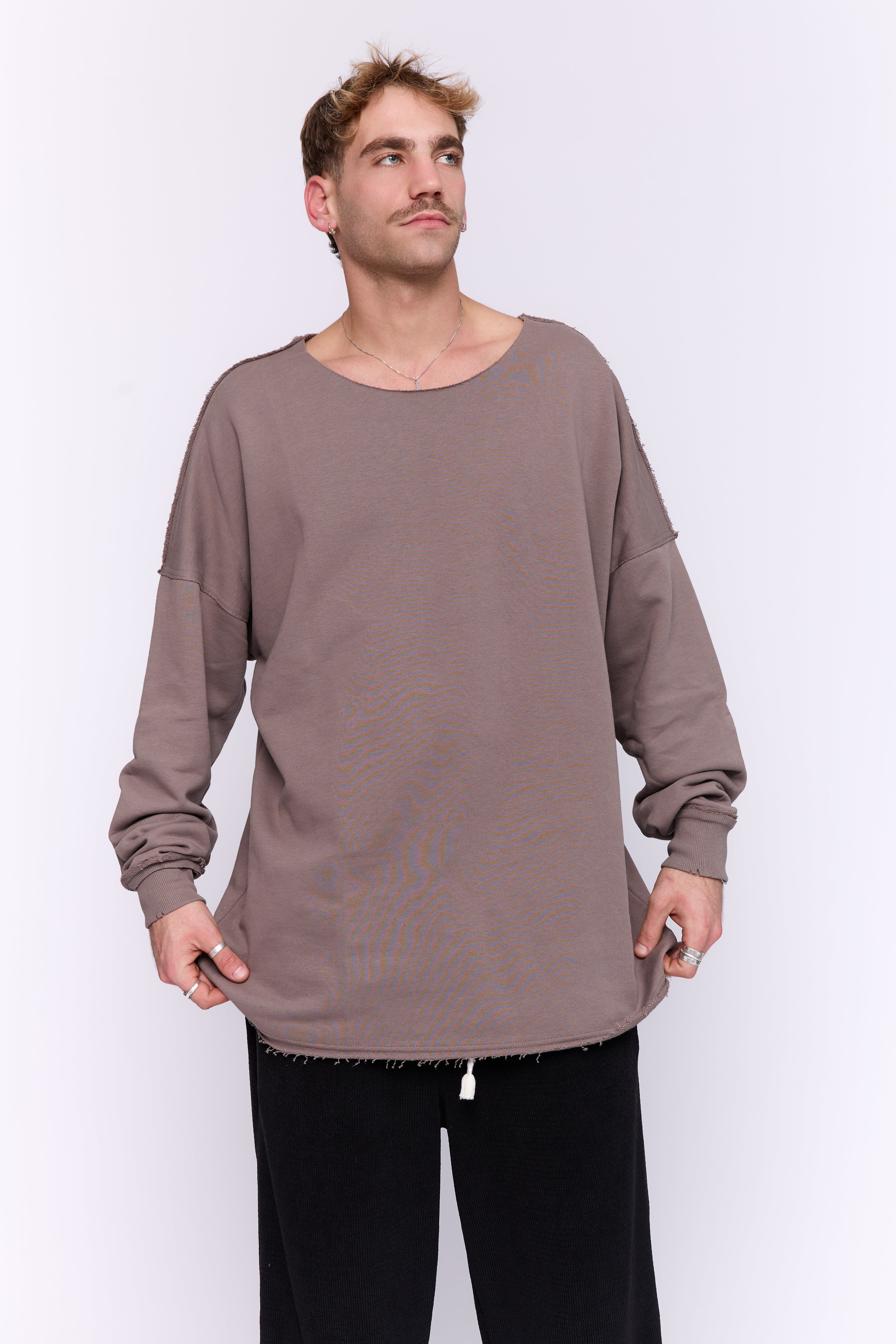 COZY SWEATER - BROWN