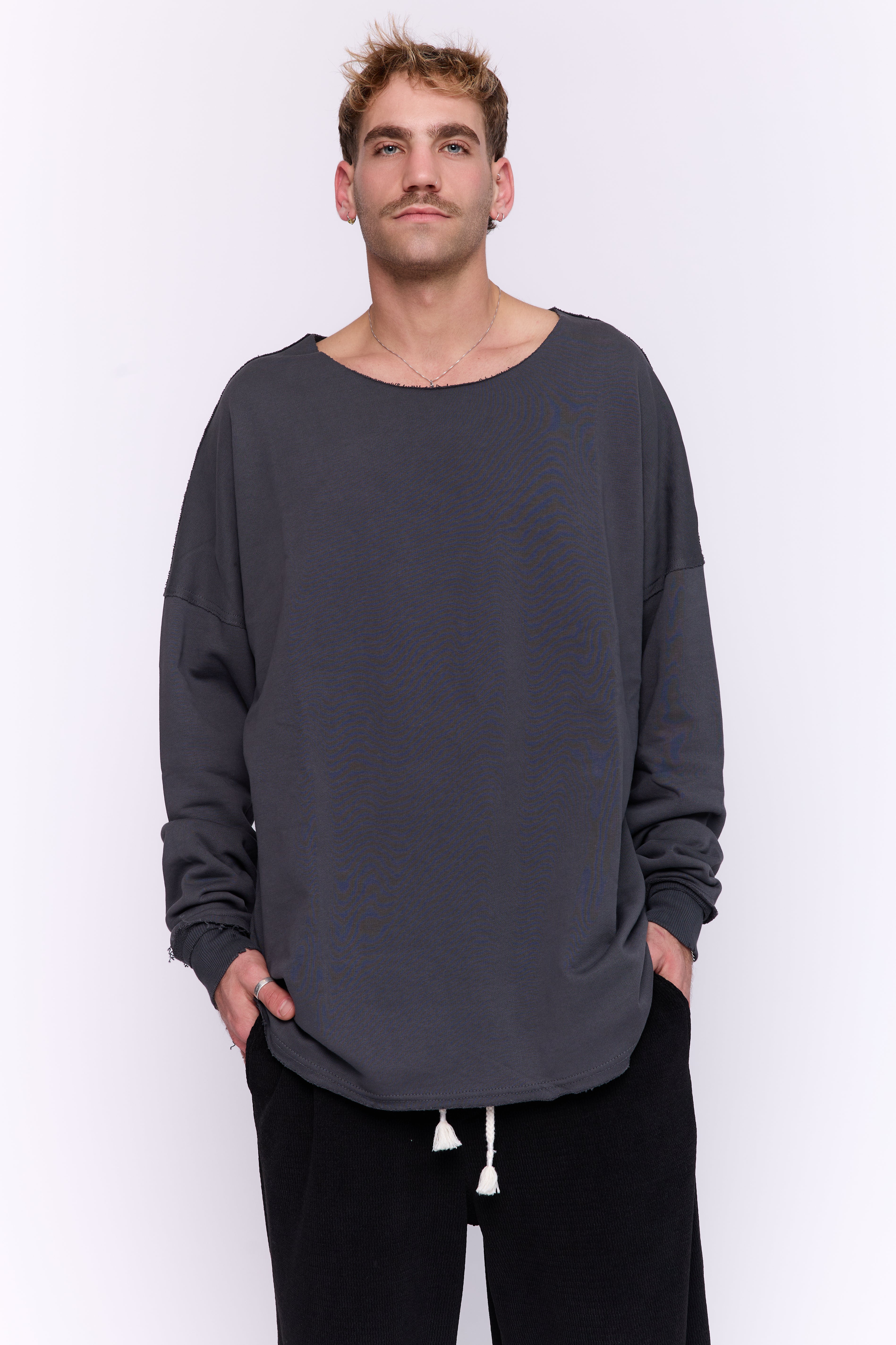 COZY SWEATER - GREY