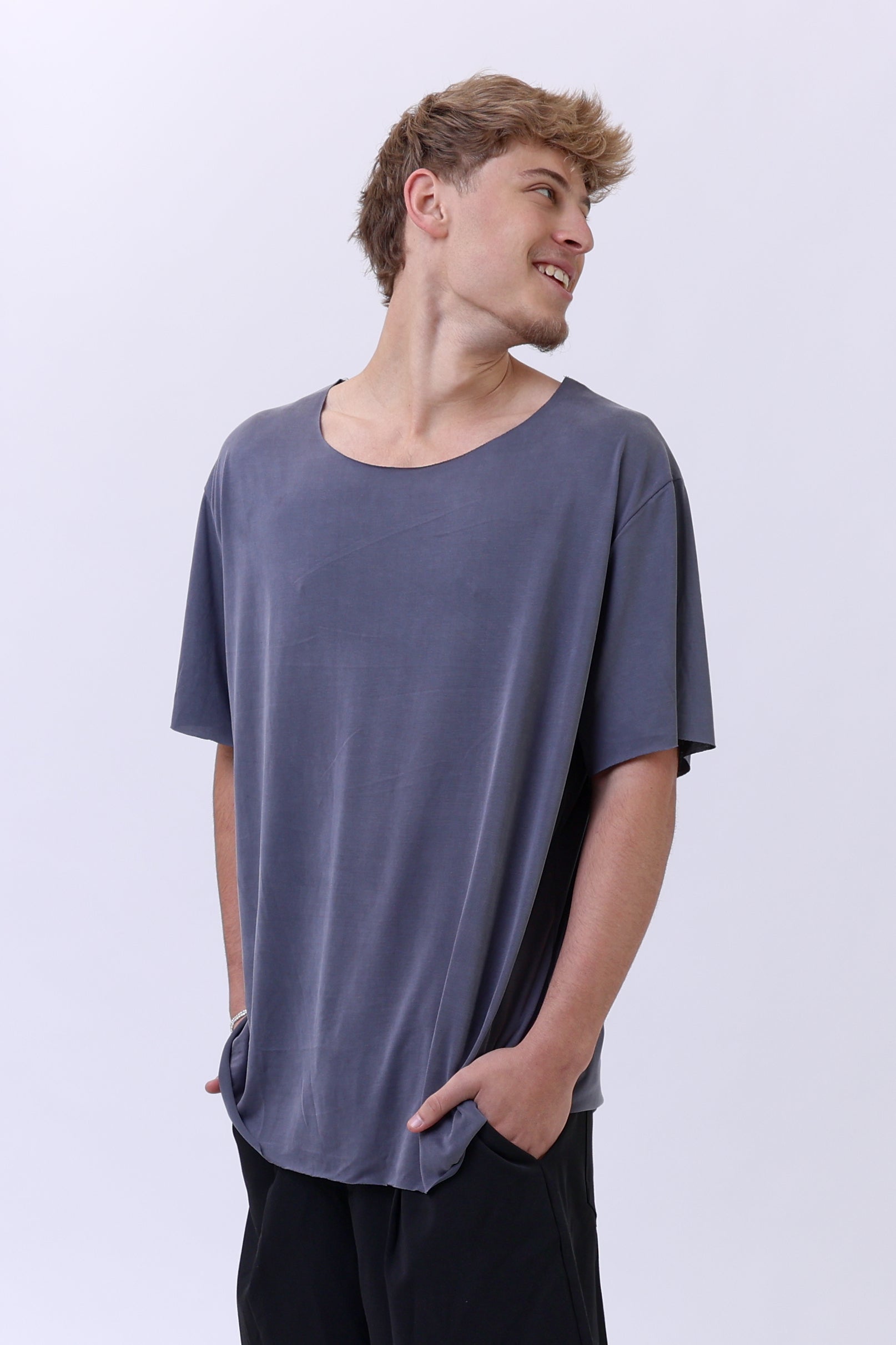 BASE TEE - GRAY