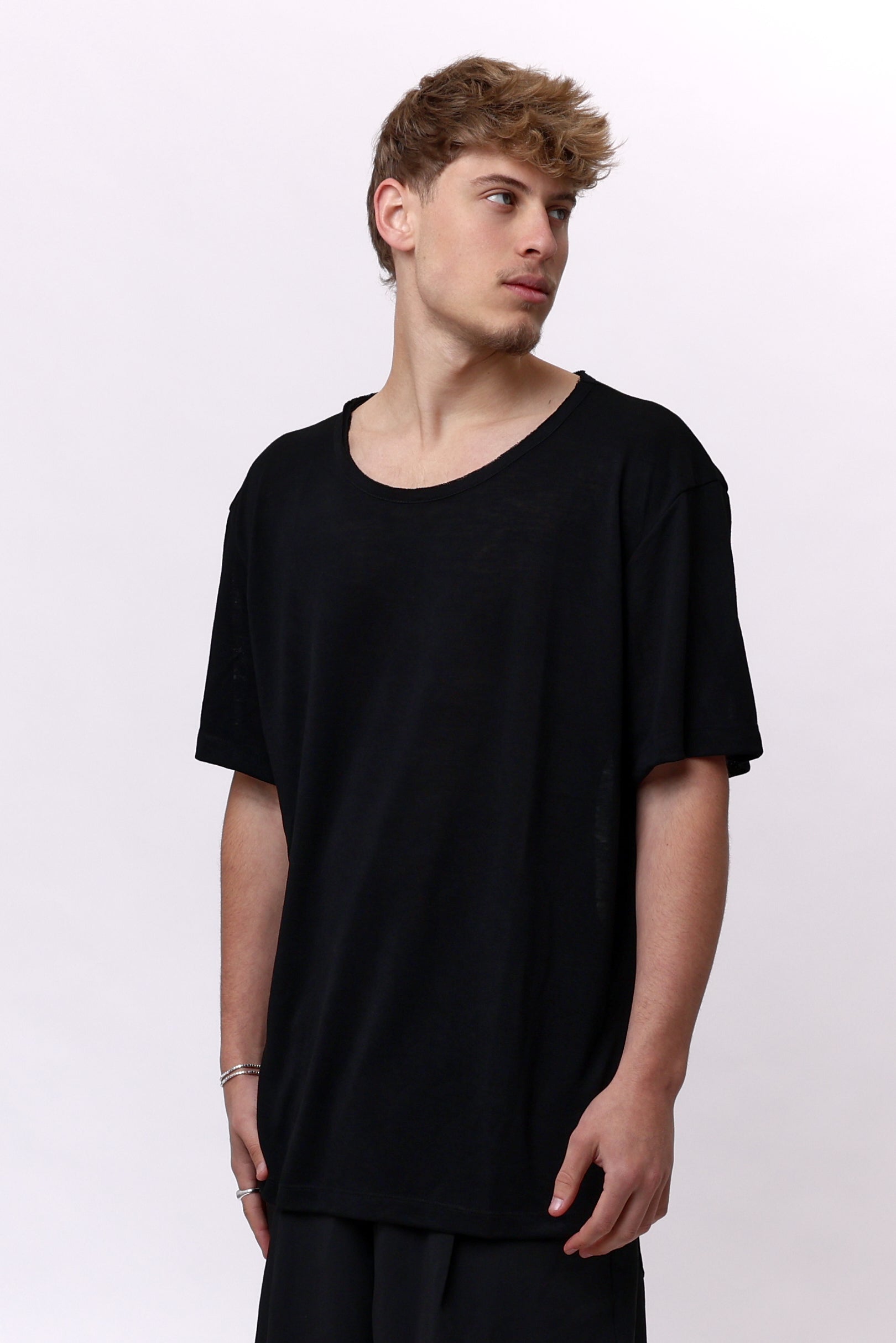 LINEN TEE - BLACK