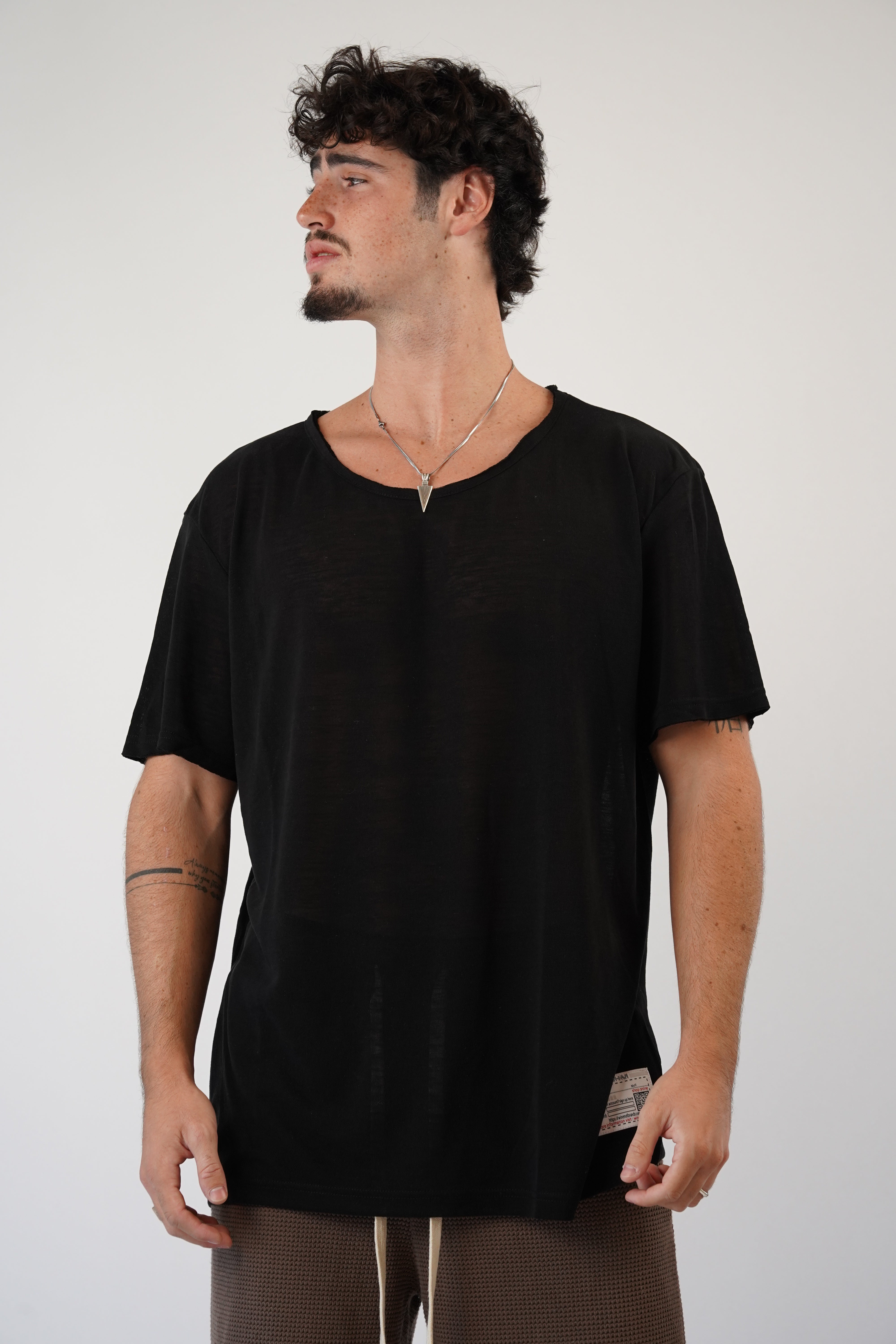 LINEN TEE - BLACK