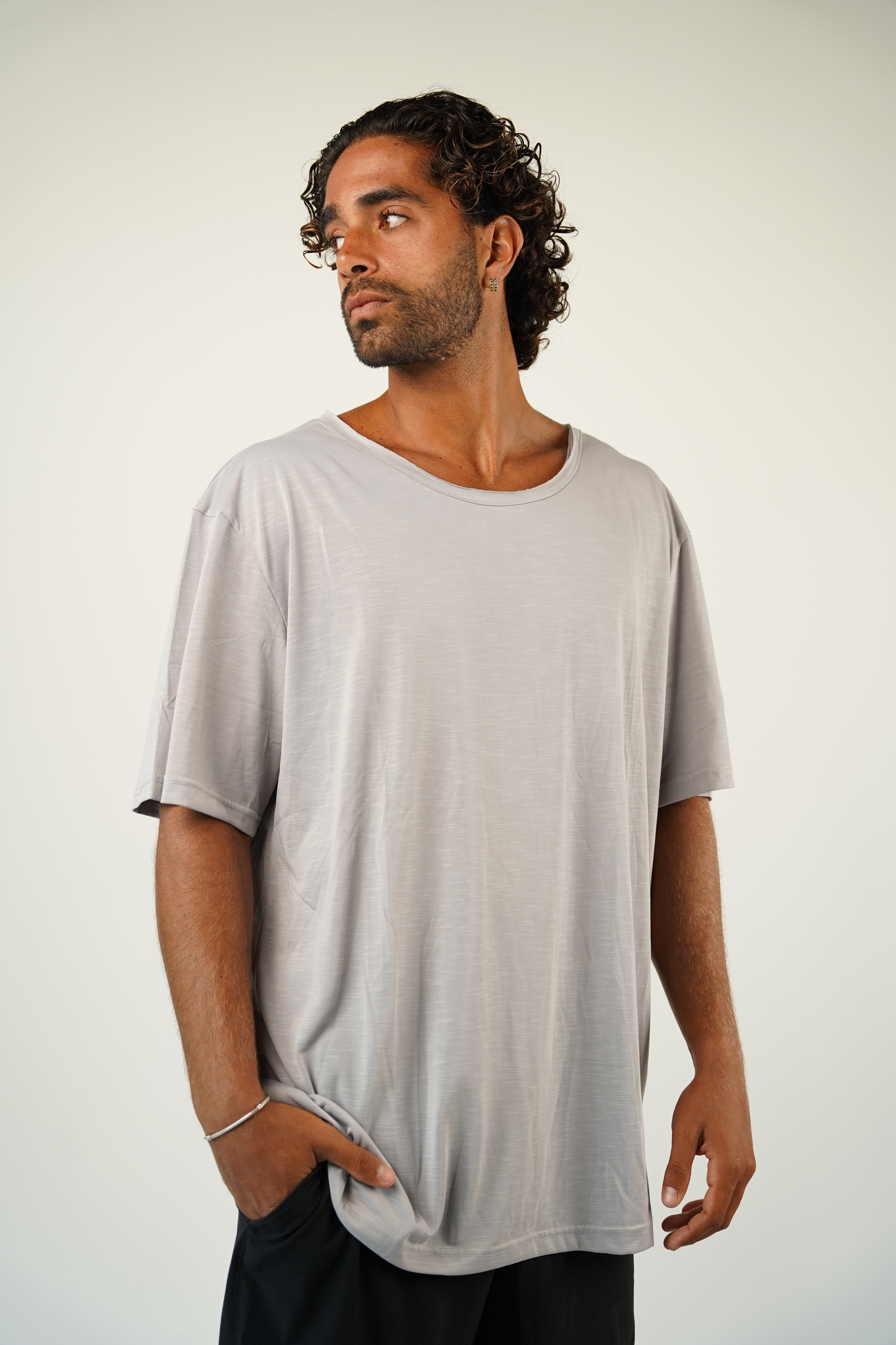 BASE TEE - GRAY