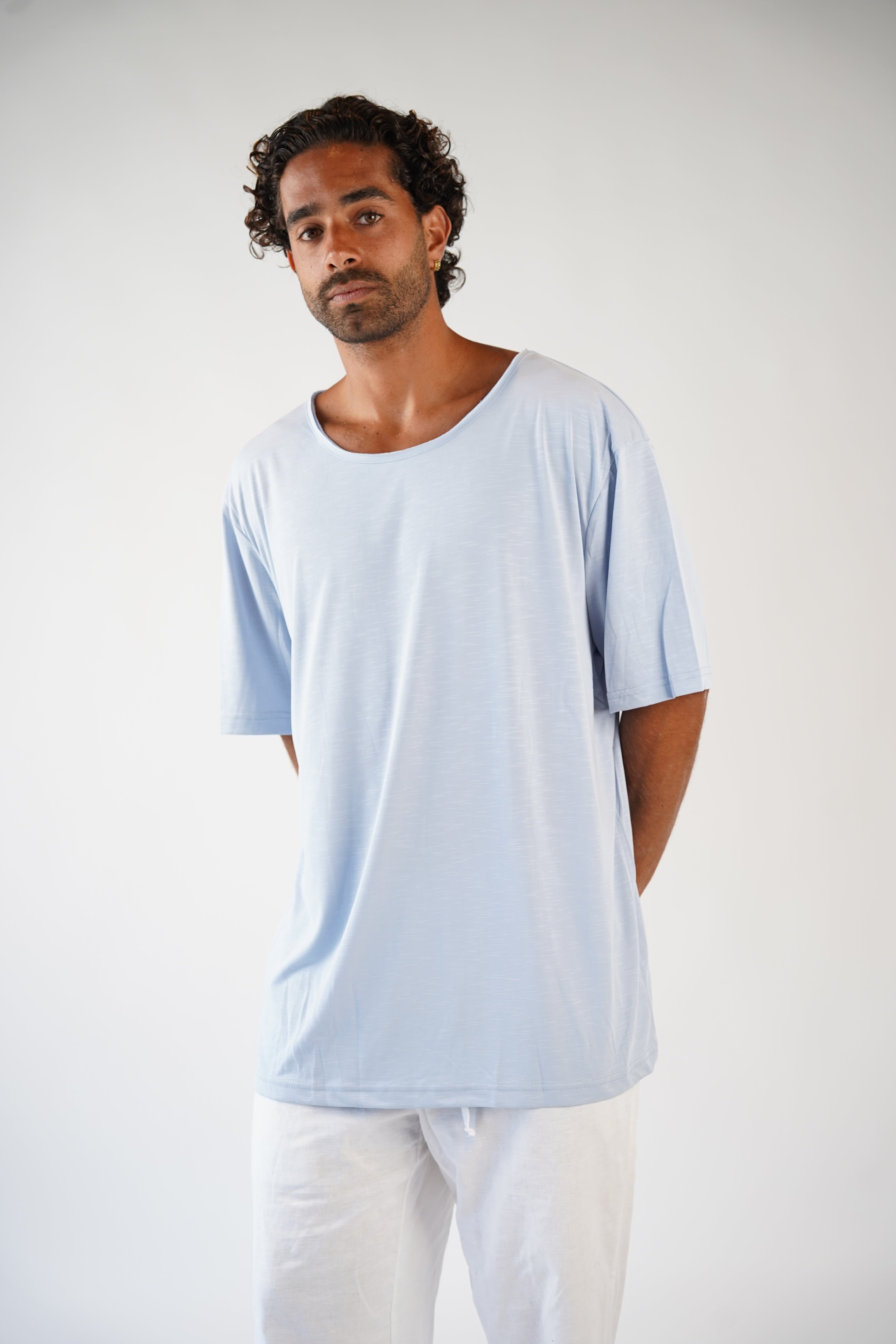 BASE TEE - LIGHT BLUE