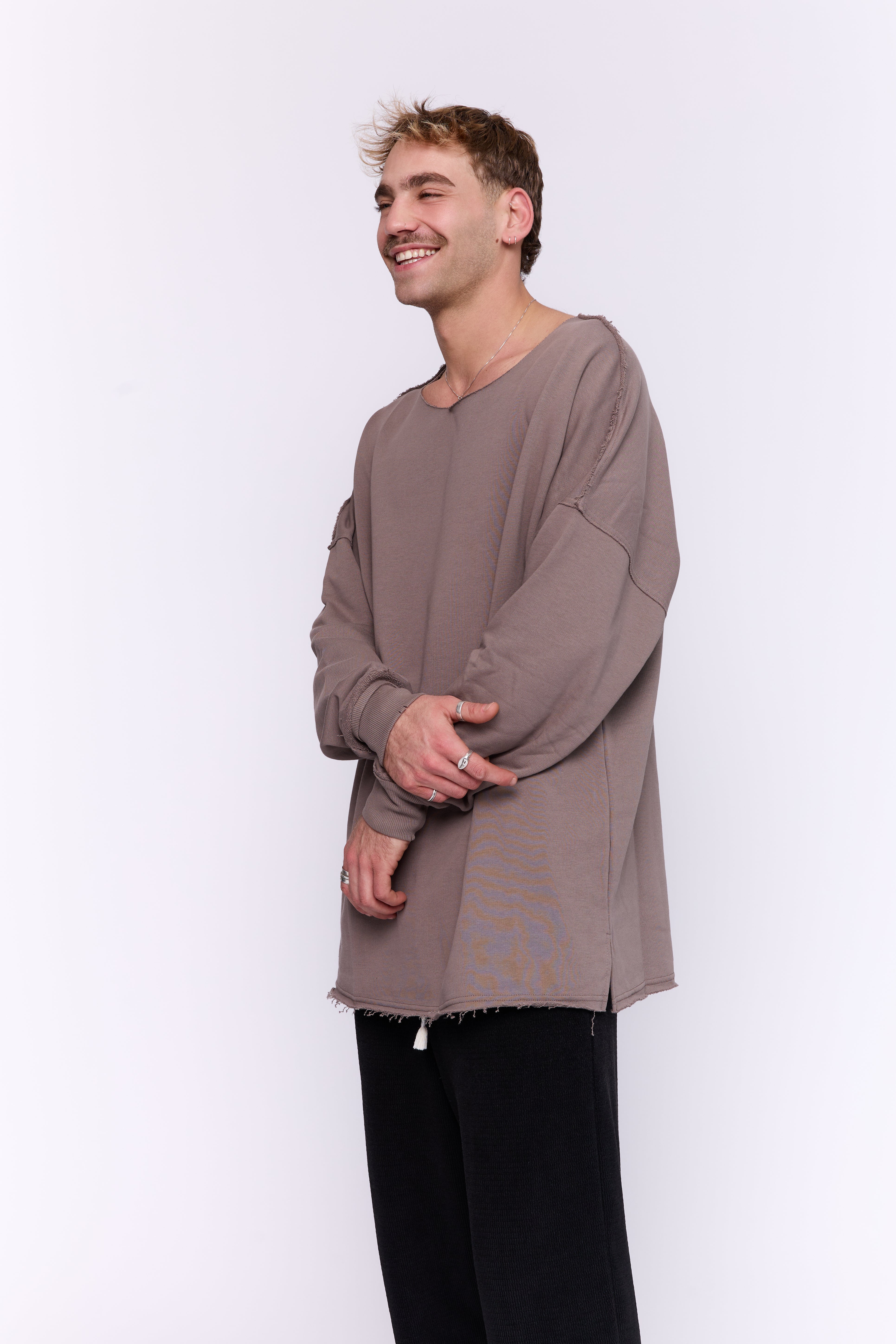 COZY SWEATER - BROWN