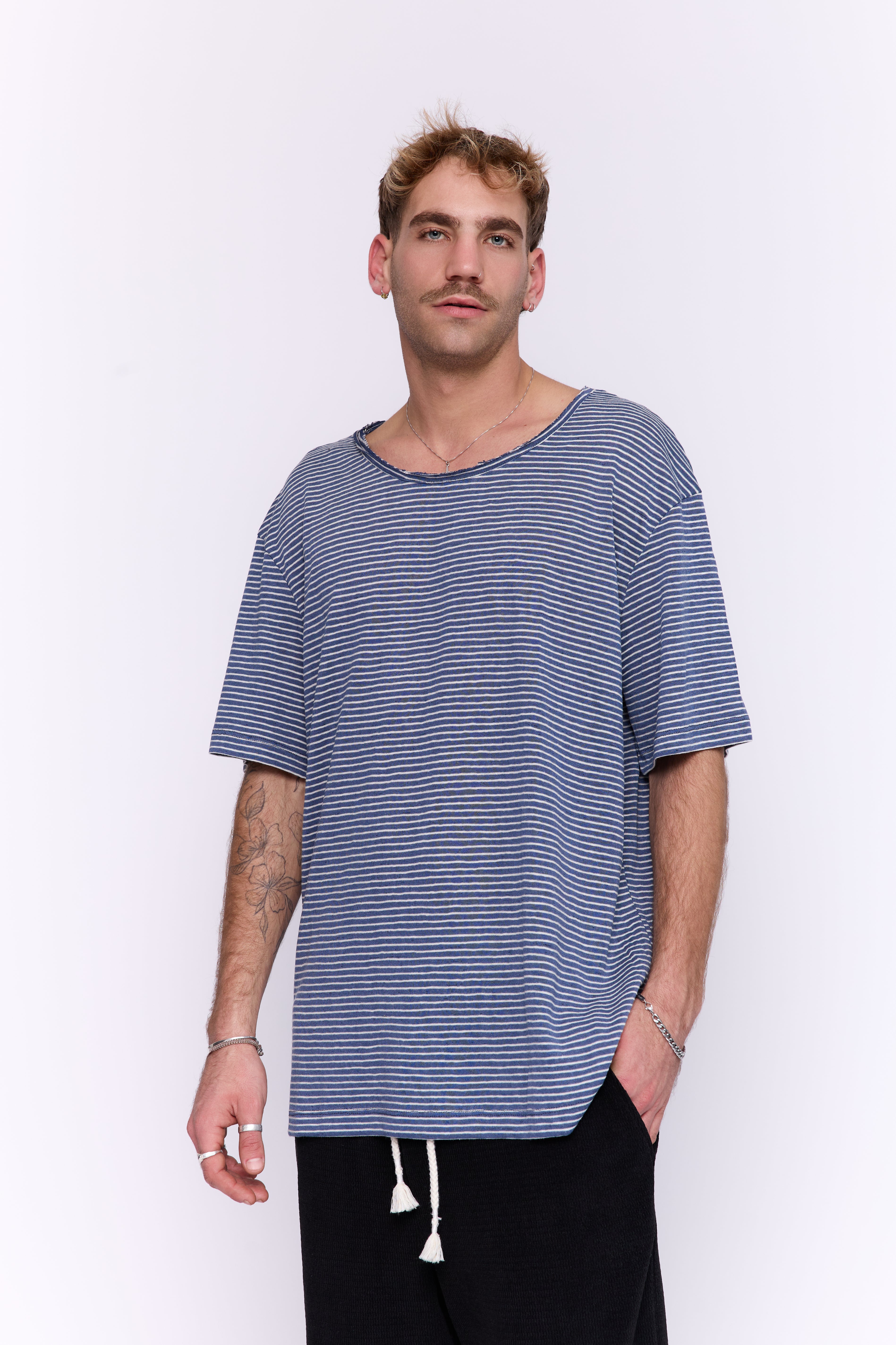 LINEN TEE - BLUE & WHITE