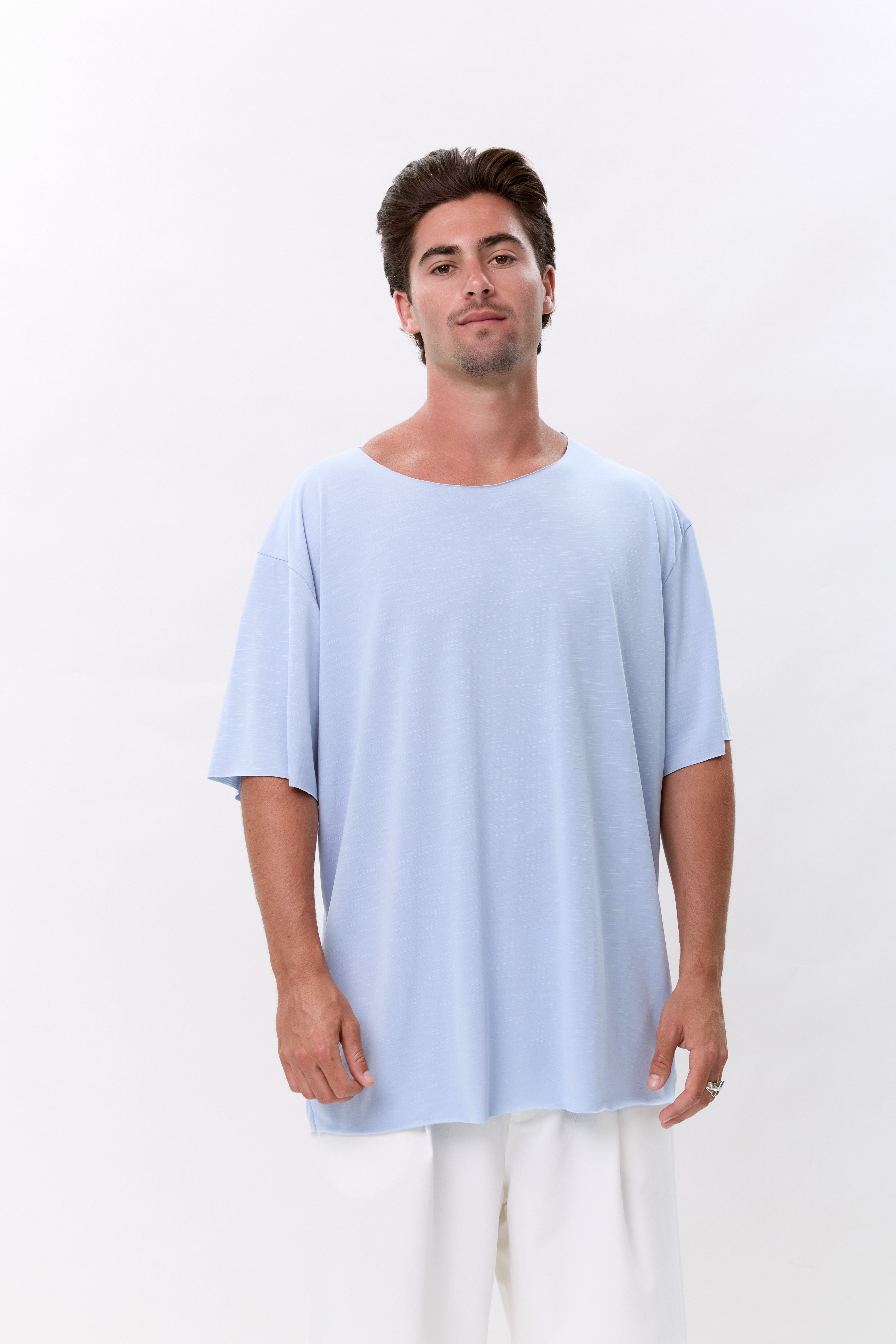 BASE TEE - LIGHT BLUE