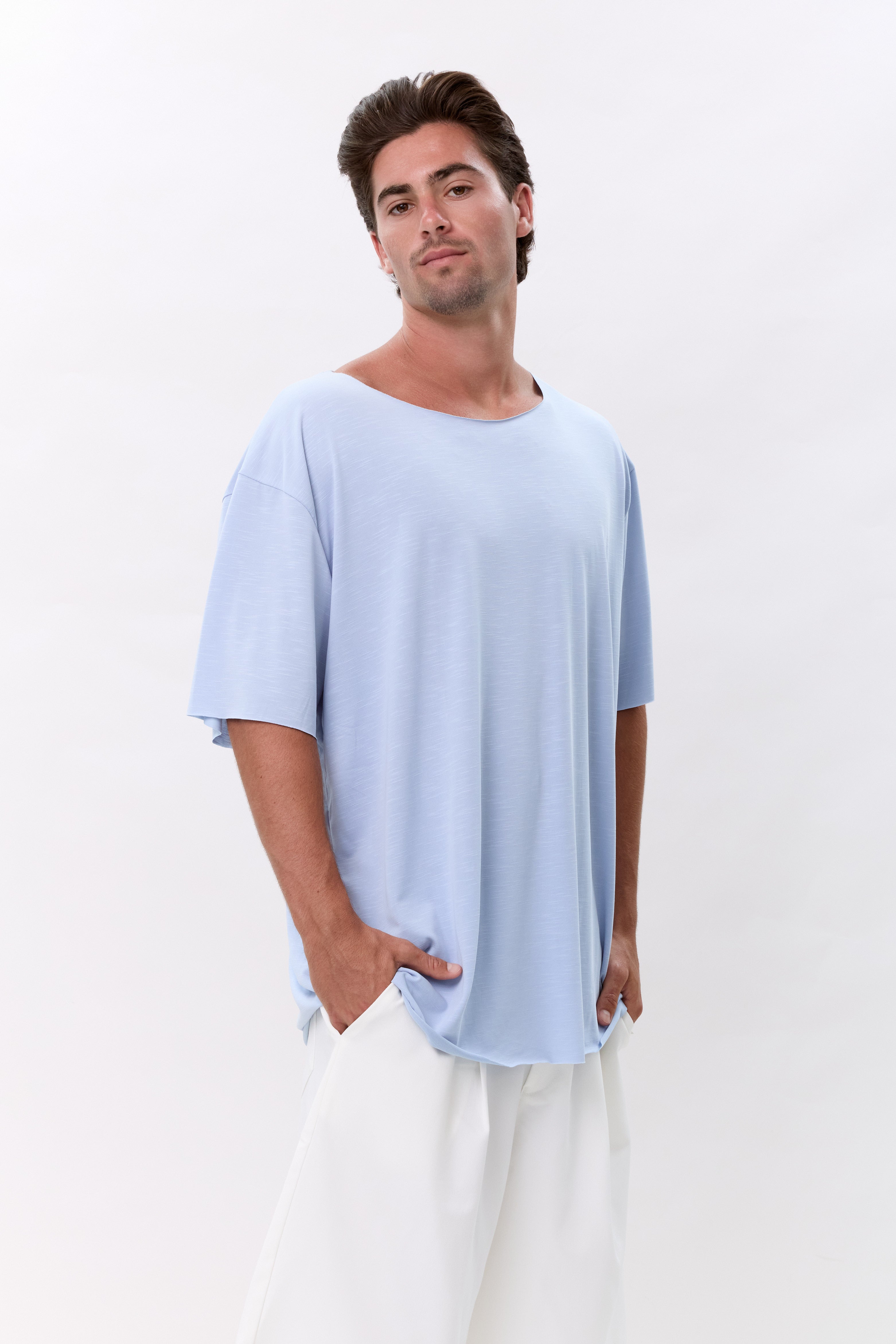 BASE TEE - LIGHT BLUE