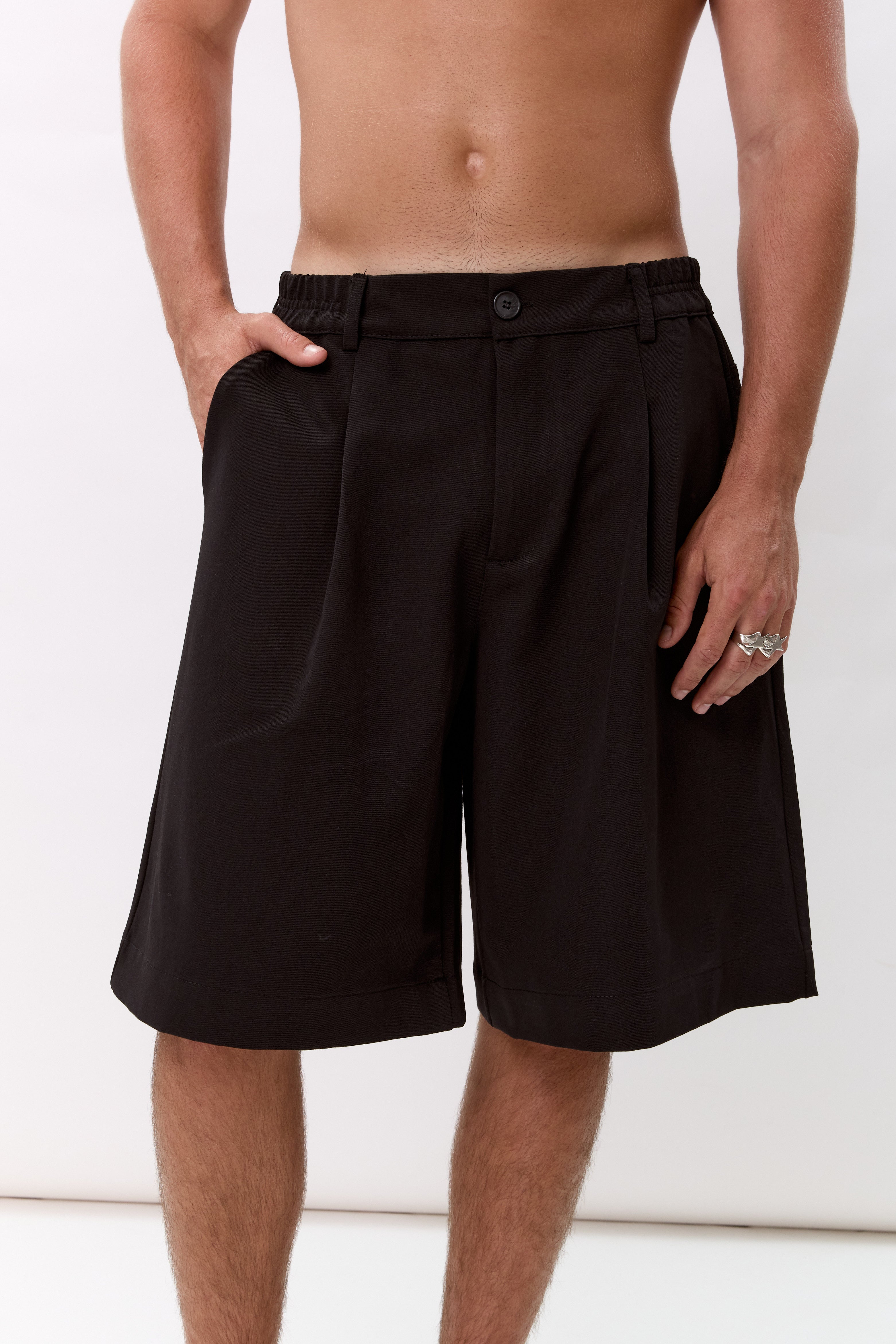SUIT SHORTS - BLACK