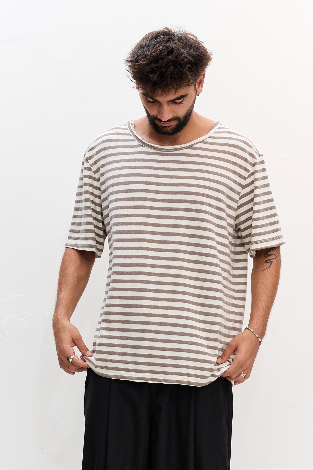 LINEN TEE - GRAY & WHITE