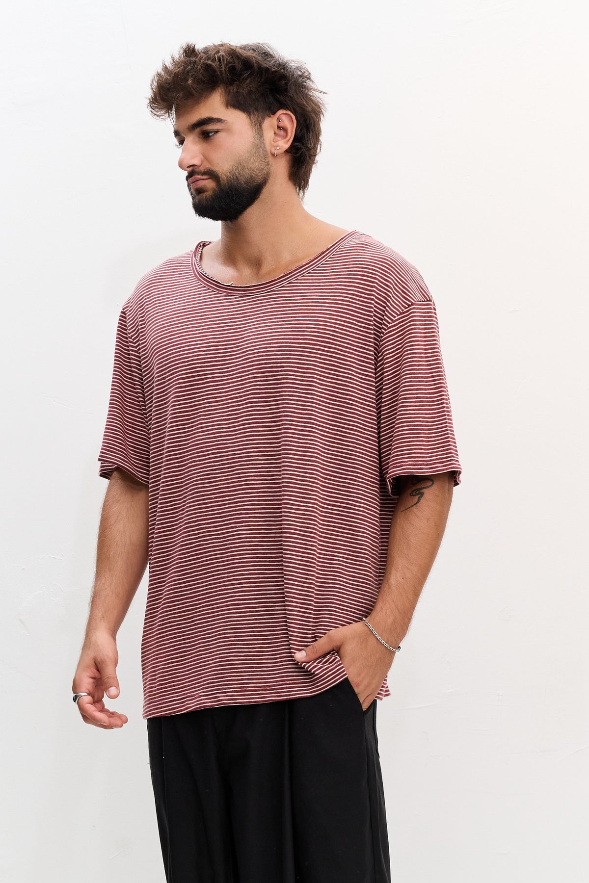 LINEN TEE - BORDEAUX & WHITE