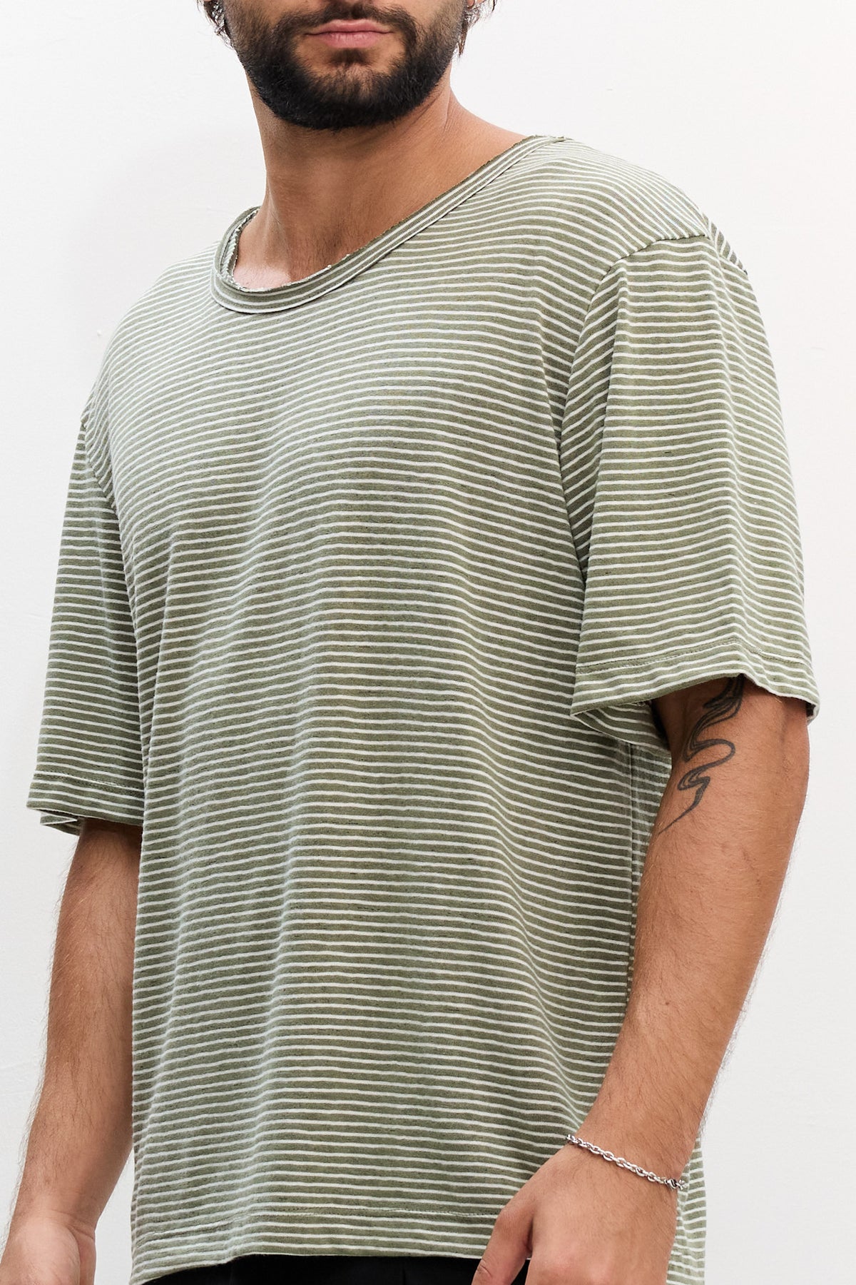 LINEN TEE - OLIVE & WHITE