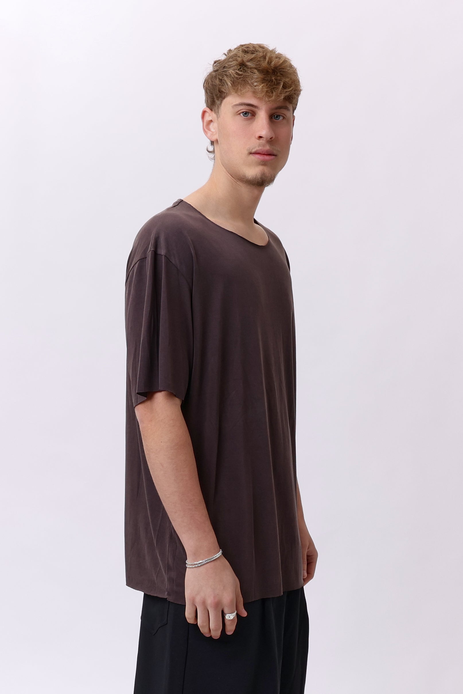 BASE TEE - BROWN